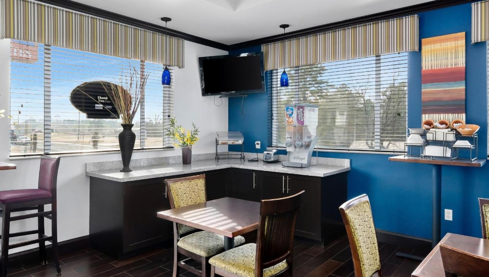 Belmont Inn and Suites