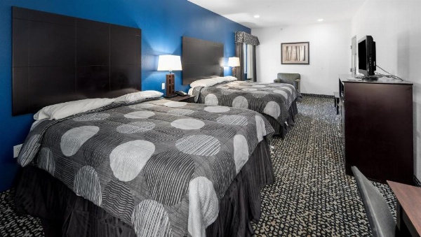 Belmont Inn and Suites image 44